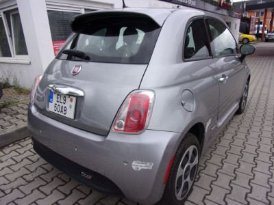 Fiat 500E
